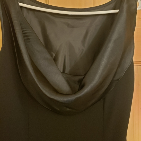 Dress - Picture 2 of 5